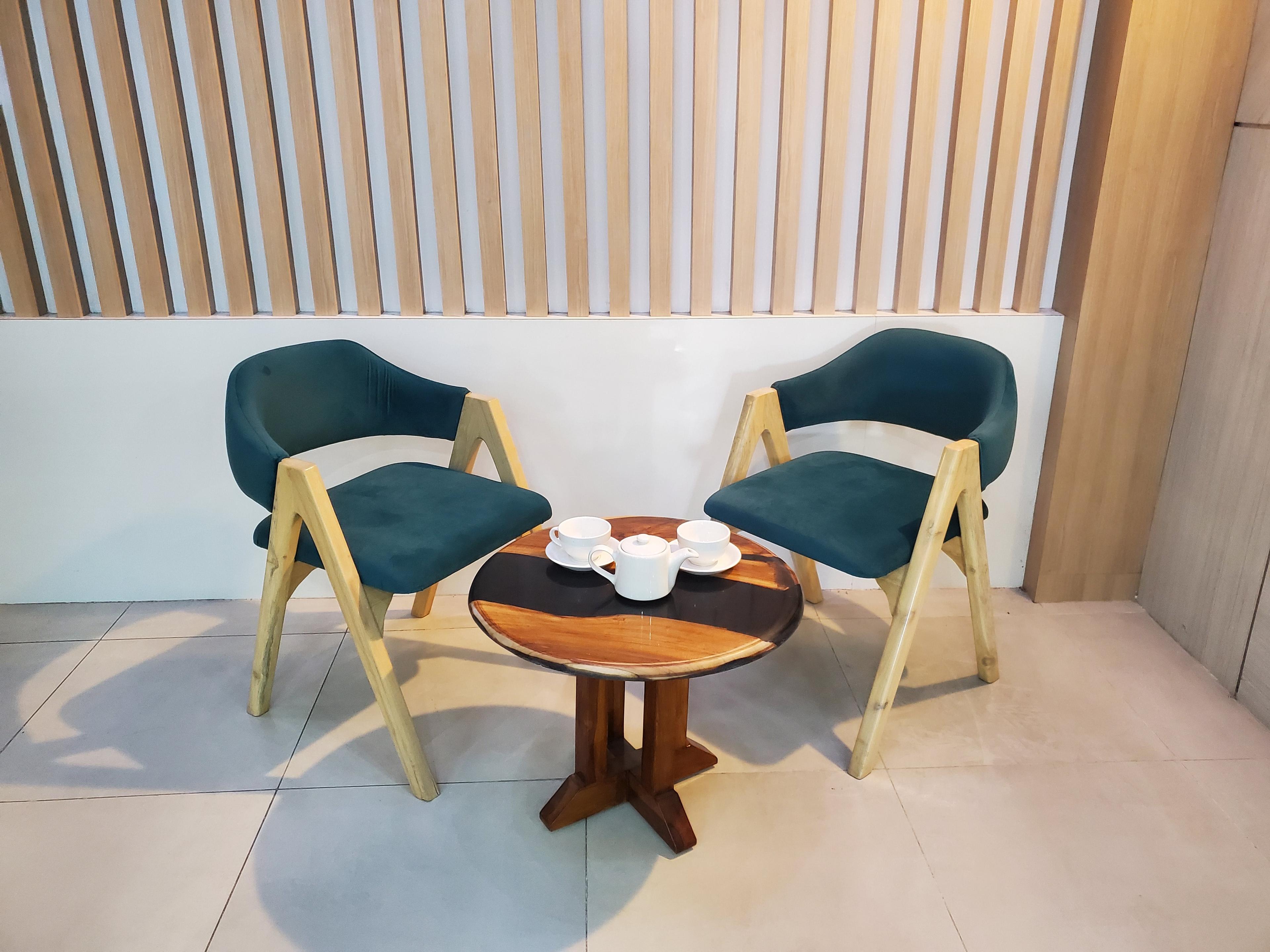 Table Chair Set